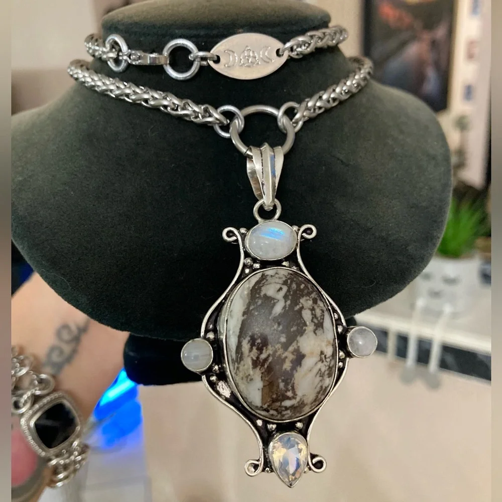 Genuine moonstone white & brown agate gemstones & opalite boho silver necklace - Picture 11 of 15